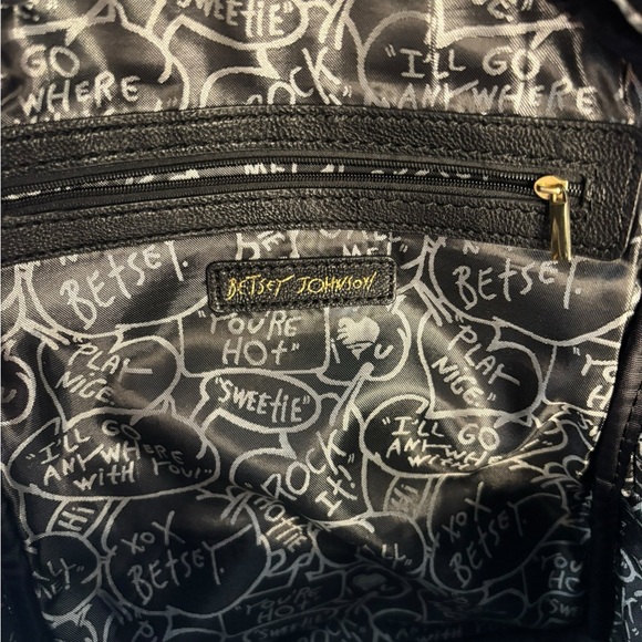 Betsey Johnson Bow Quilted Backpack + Matching Clutch Set Black Tan Cream - Picture 8 of 11